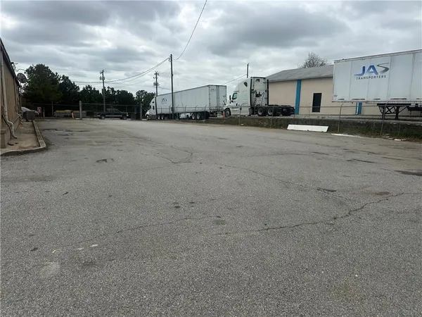 $6,000 | 2335 Monroe Drive, Gainesville, GA 30507