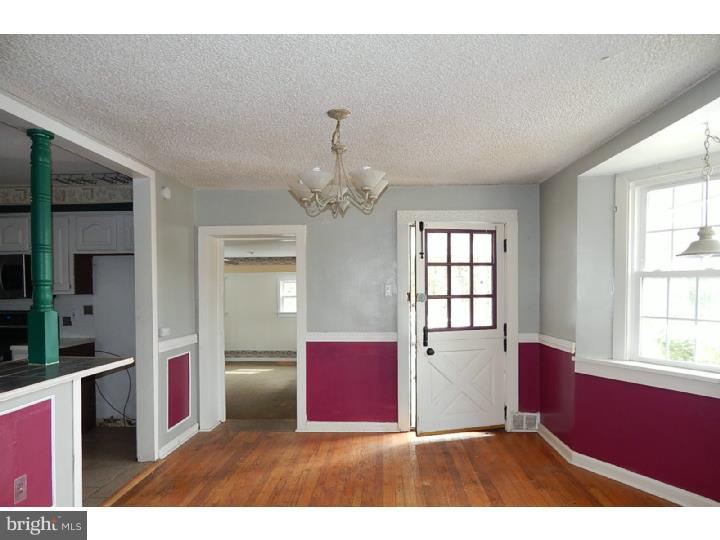 203 Welsh Road Huntingdon Valley, PA 19006 - Photo 3 of 25 Gallery Image 3