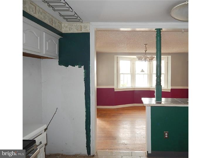 203 Welsh Road Huntingdon Valley, PA 19006 - Photo 7 of 25 Gallery Image 7