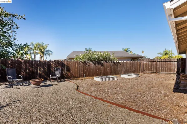 $530,000 | 4855 Edgewood Court, Oakley, CA 94561