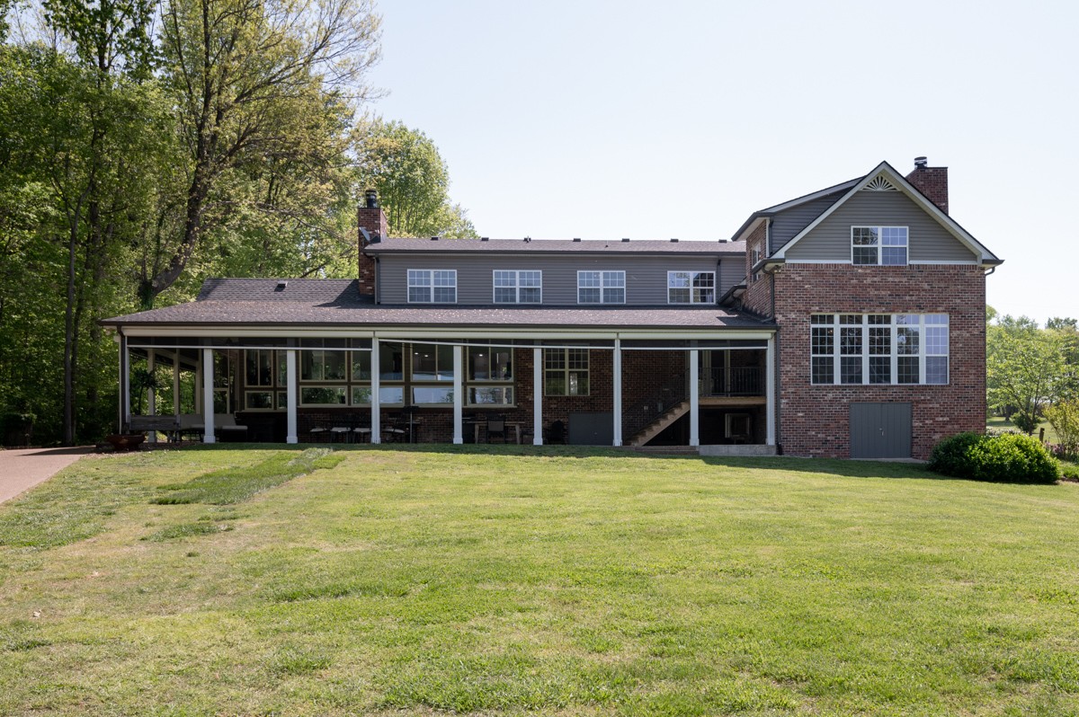450 North Denny Road Lebanon, TN 37087 - Photo 46 of 65 a view of a house with garden