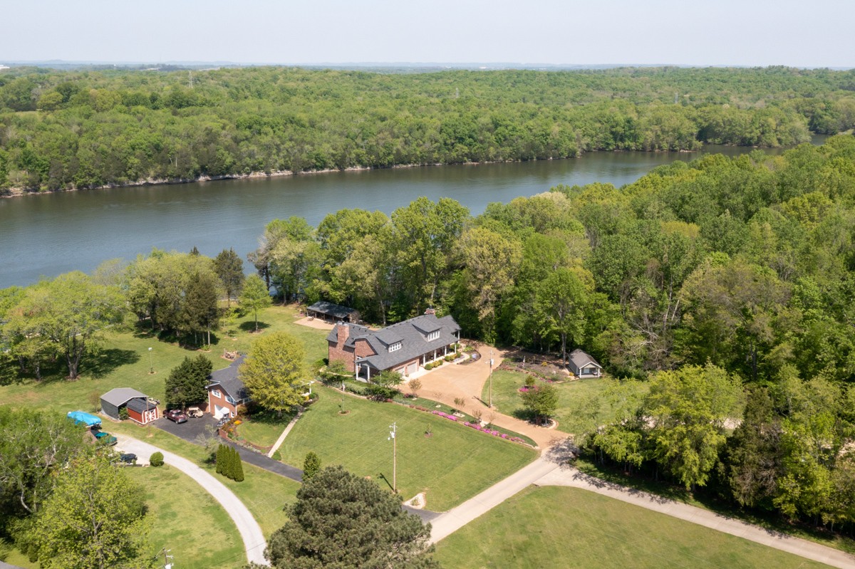 450 North Denny Road Lebanon, TN 37087 - Photo 61 of 65 a view of a lake with a city