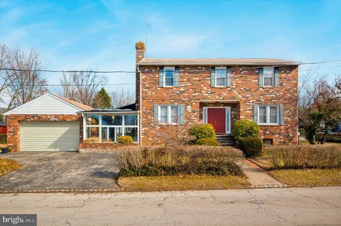 $749,999 | 856 Martin Avenue, Bryn Mawr, PA 19010