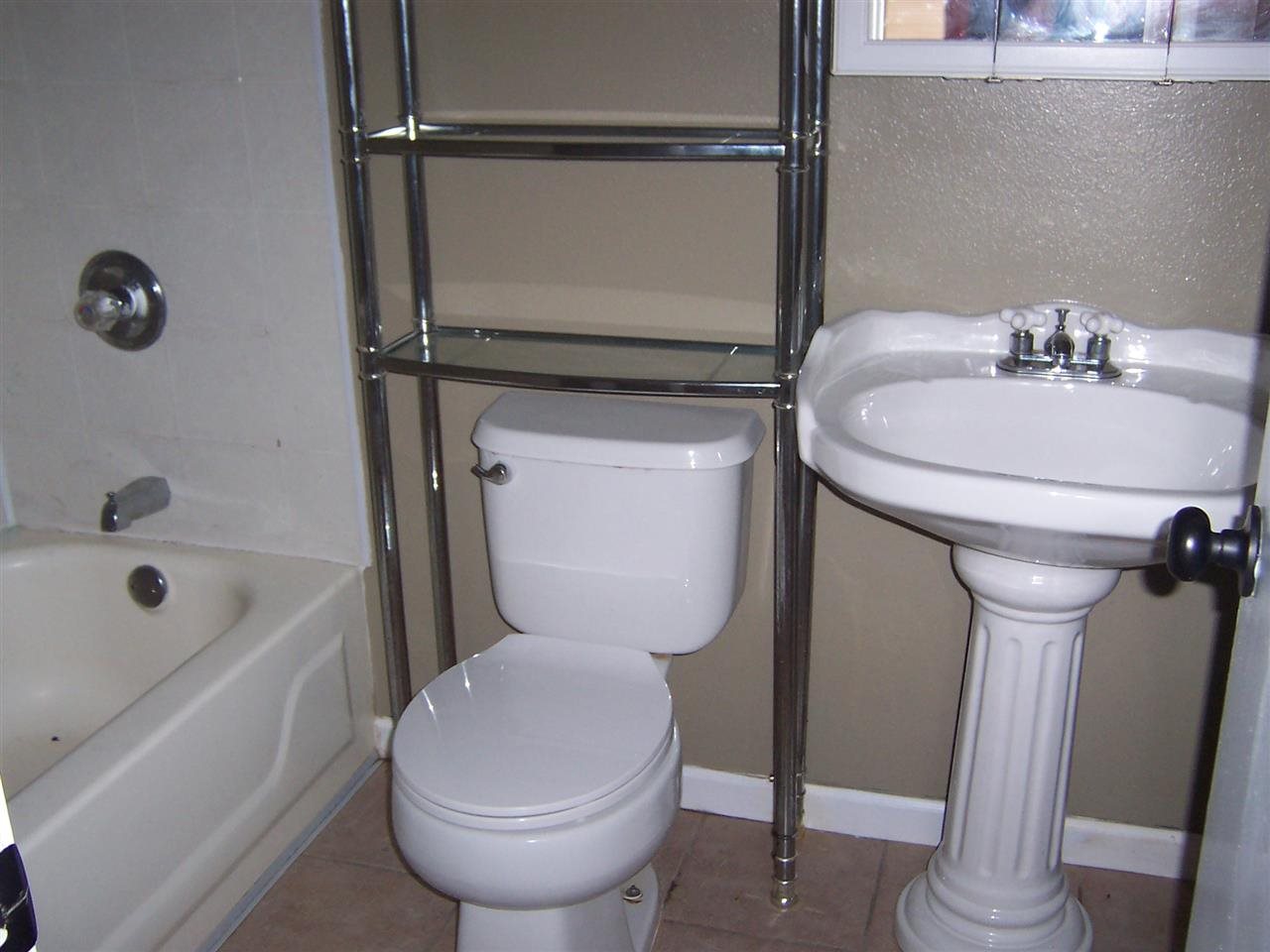 7130 Oakcliff Road Pensacola, FL 32526 - Photo 7 of 10 Gallery Image 7