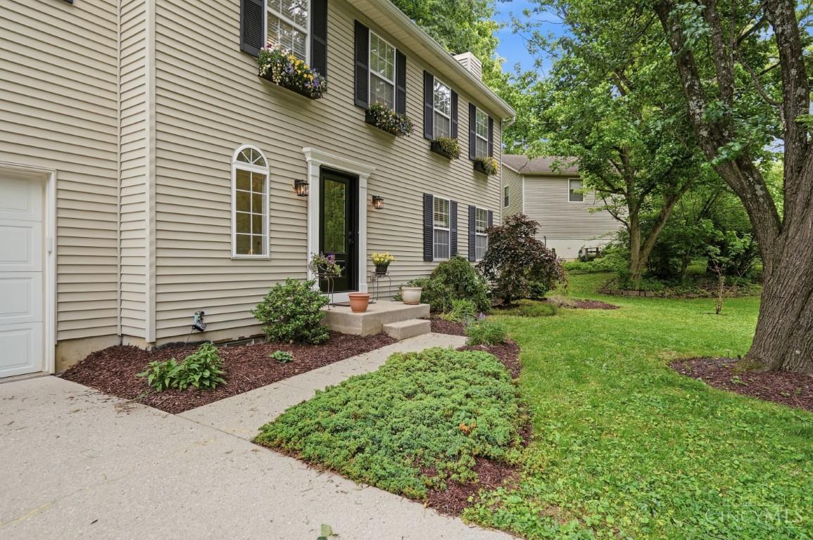 6906 Paddison Road Cincinnati, OH 45230 - Photo 6 of 92