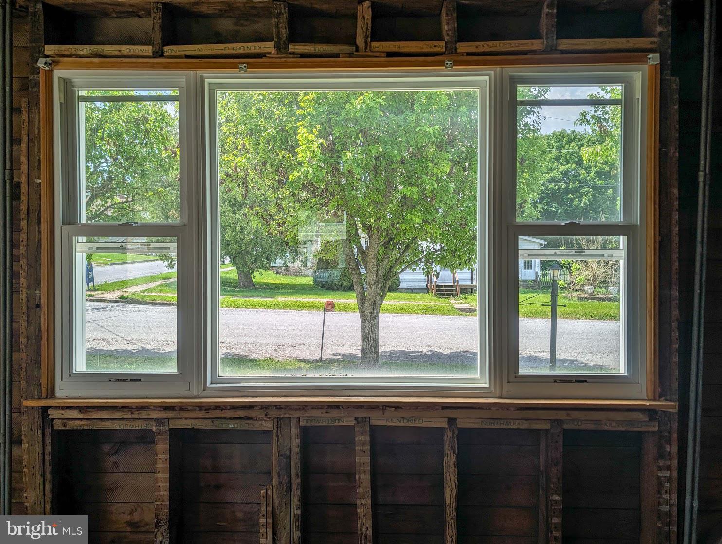 601 16th Street Saxton, PA 16678 - Photo 20 of 57 a view of a room and window