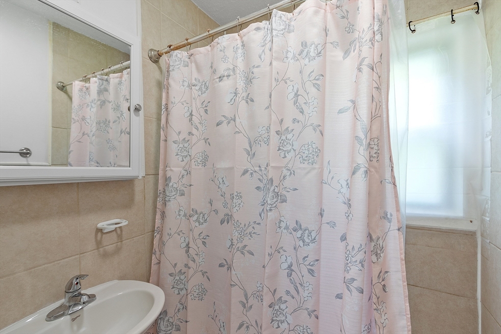 144 Anzio Road Athol, MA 01331 - Photo 10 of 23 Gallery Image 10