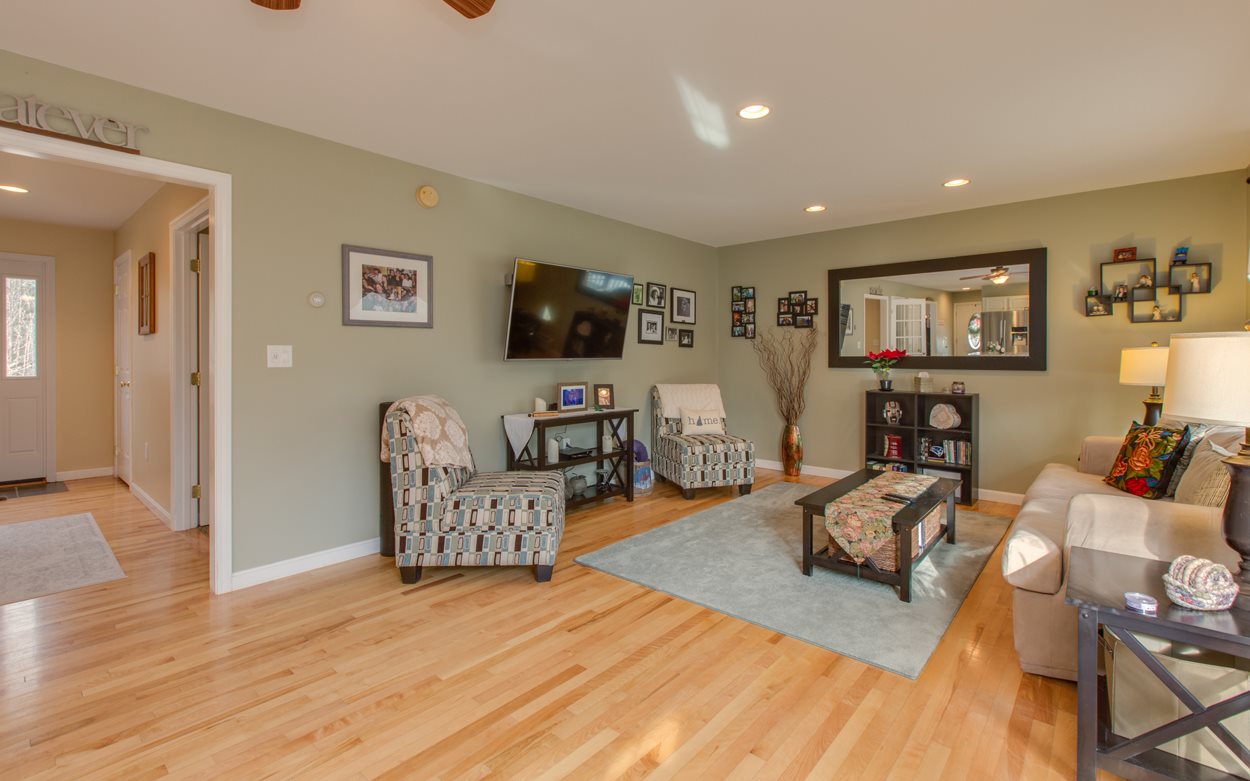 212 Richmond Road Troy, NH 03465 - Photo 8 of 40 Gallery Image 8