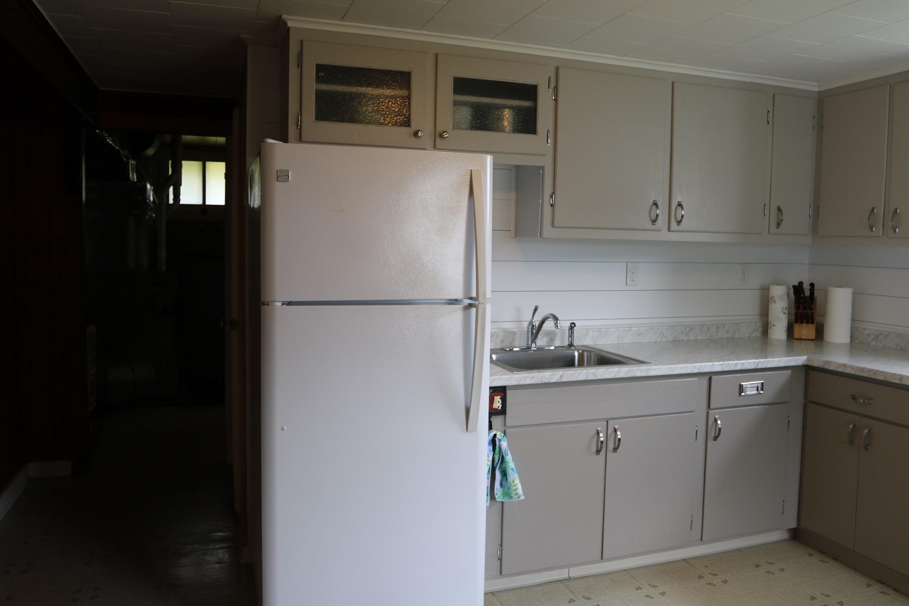 9920 West Monroe Road Elwell, MI 48832 - Photo 11 of 41 1904363-10.JPG