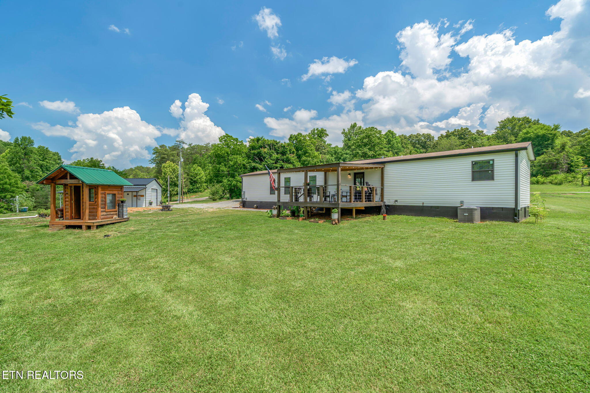 286 JD Farm Road Tellico Plains, TN 37385 - Photo 36 of 58 BACK