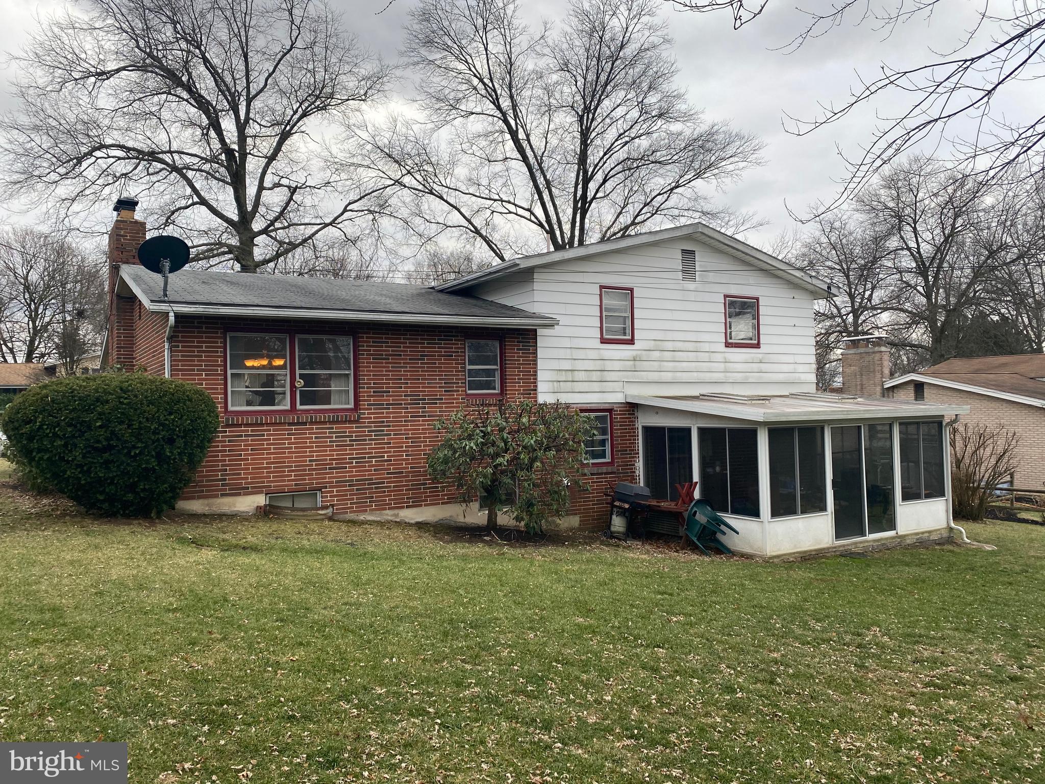 4612 Coventry Road Harrisburg, PA 17109 - Photo 2 of 20 REAR VIEW