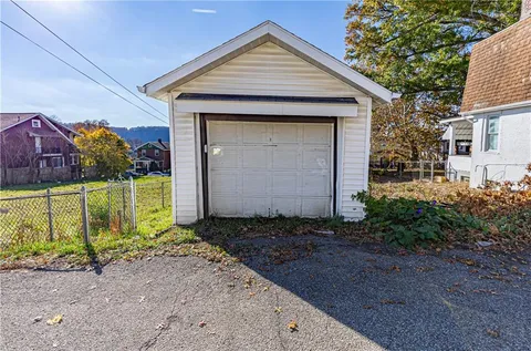 $134,000 | 1312 Woodmont Avenue, New Kensington, PA 15068