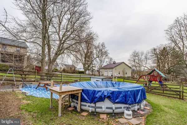 $400,000 | 339 South Market Street, Newmanstown, PA 17073
