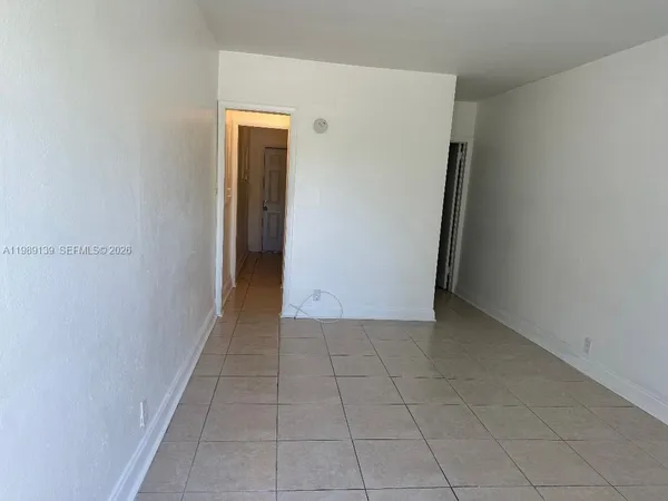$1,350 | 1293 Northeast 109th Street, Unit 6, Miami, FL 33161