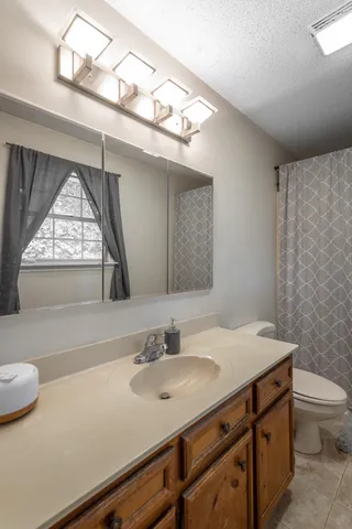 $250,000 | 705 Scenic Drive, Rossville, GA 30741