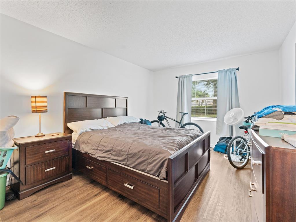 4507 South Oak Drive, Unit P41 Tampa, FL 33611 - Photo 11 of 27