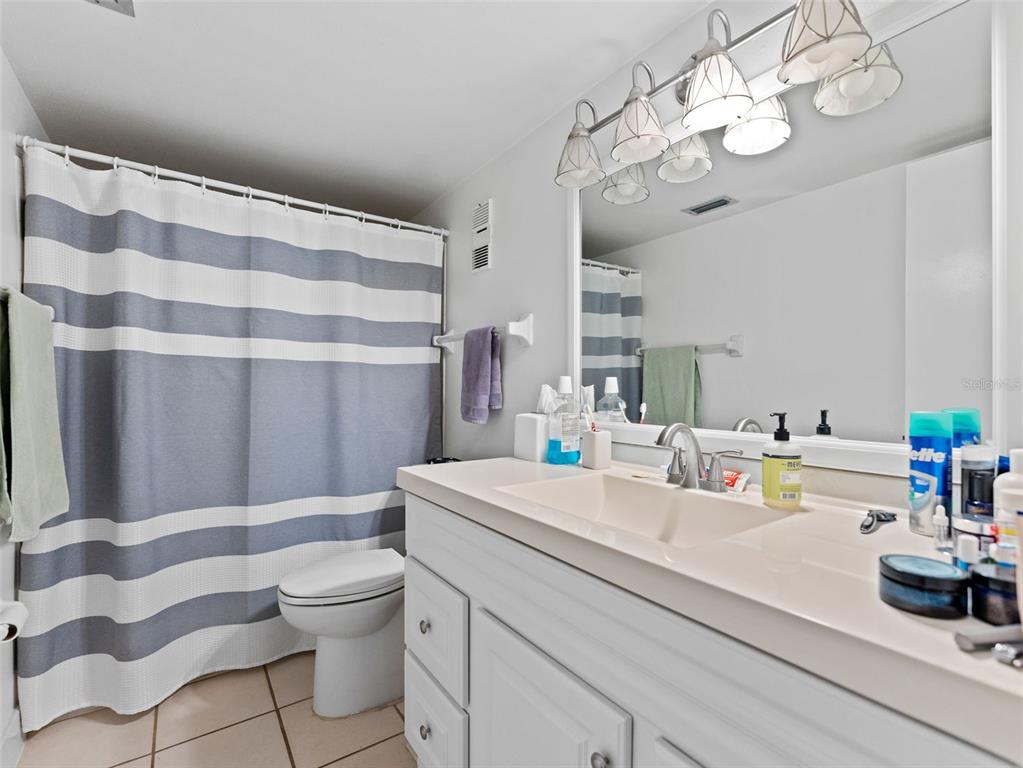 4507 South Oak Drive, Unit P41 Tampa, FL 33611 - Photo 13 of 27