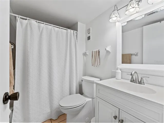 $1,700 | 4507 South Oak Drive, Unit P41, Tampa, FL 33611