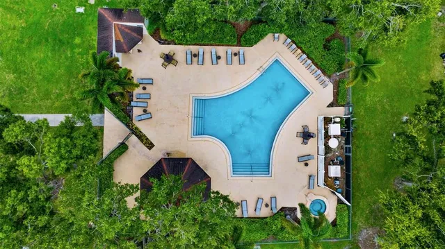 $1,700 | 4507 South Oak Drive, Unit P41, Tampa, FL 33611