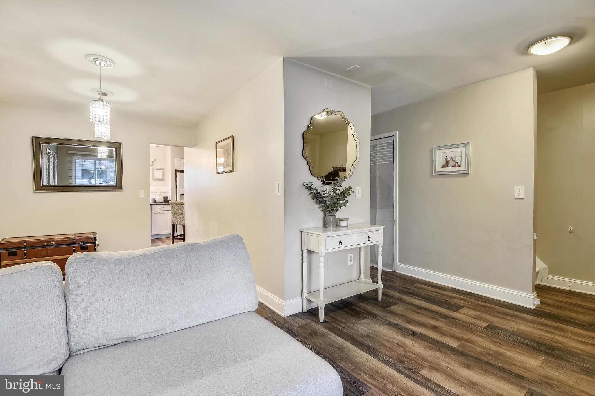 1059 Cedar Ridge Court Annapolis, MD 21403 - Photo 6 of 30 Lovely LVP Flooring throughout!
