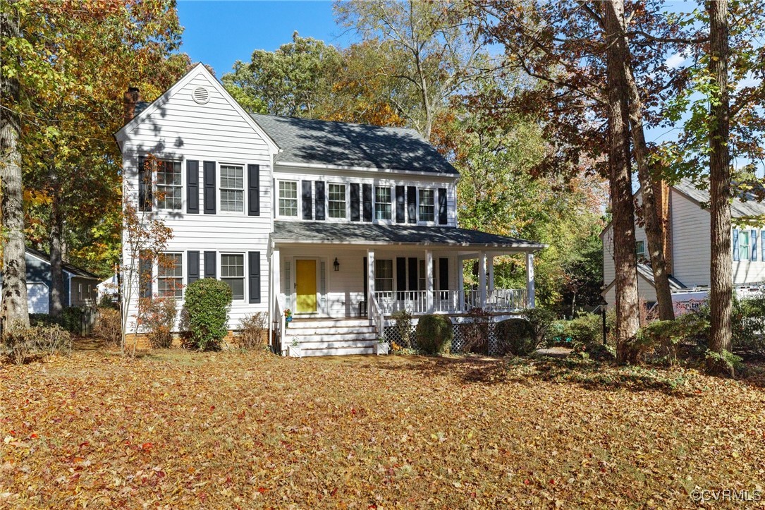 11204 Brewer Road Henrico, VA 23233 - Photo 1 of 32 Vinyl Siding, Country Front Porch