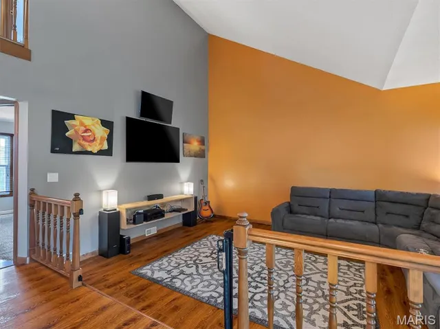 $550,000 | 7033 Meadow View Drive, Dittmer, MO 63023