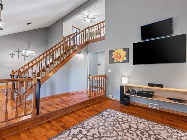 $550,000 | 7033 Meadow View Drive, Dittmer, MO 63023