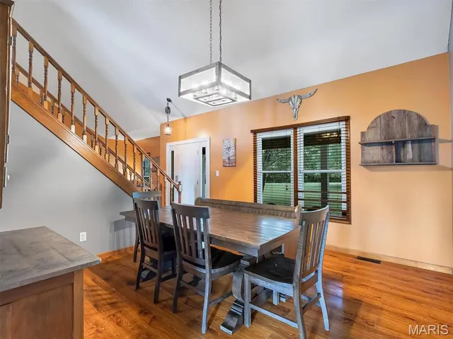 $550,000 | 7033 Meadow View Drive, Dittmer, MO 63023