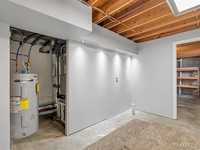 $550,000 | 7033 Meadow View Drive, Dittmer, MO 63023