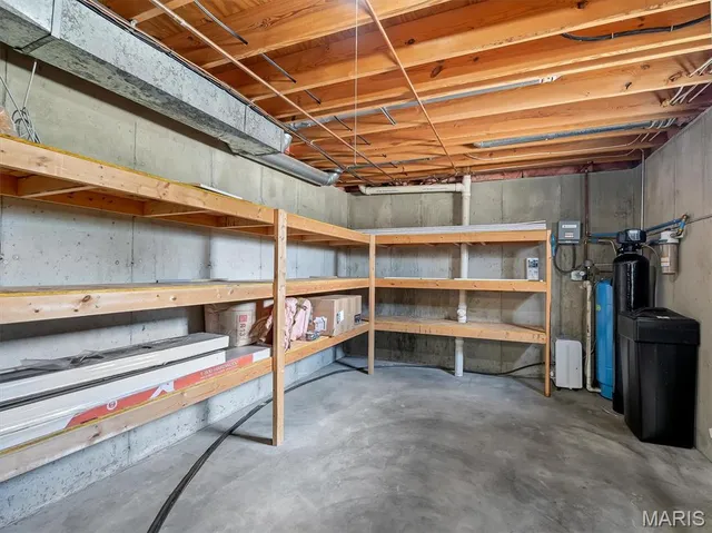 $550,000 | 7033 Meadow View Drive, Dittmer, MO 63023