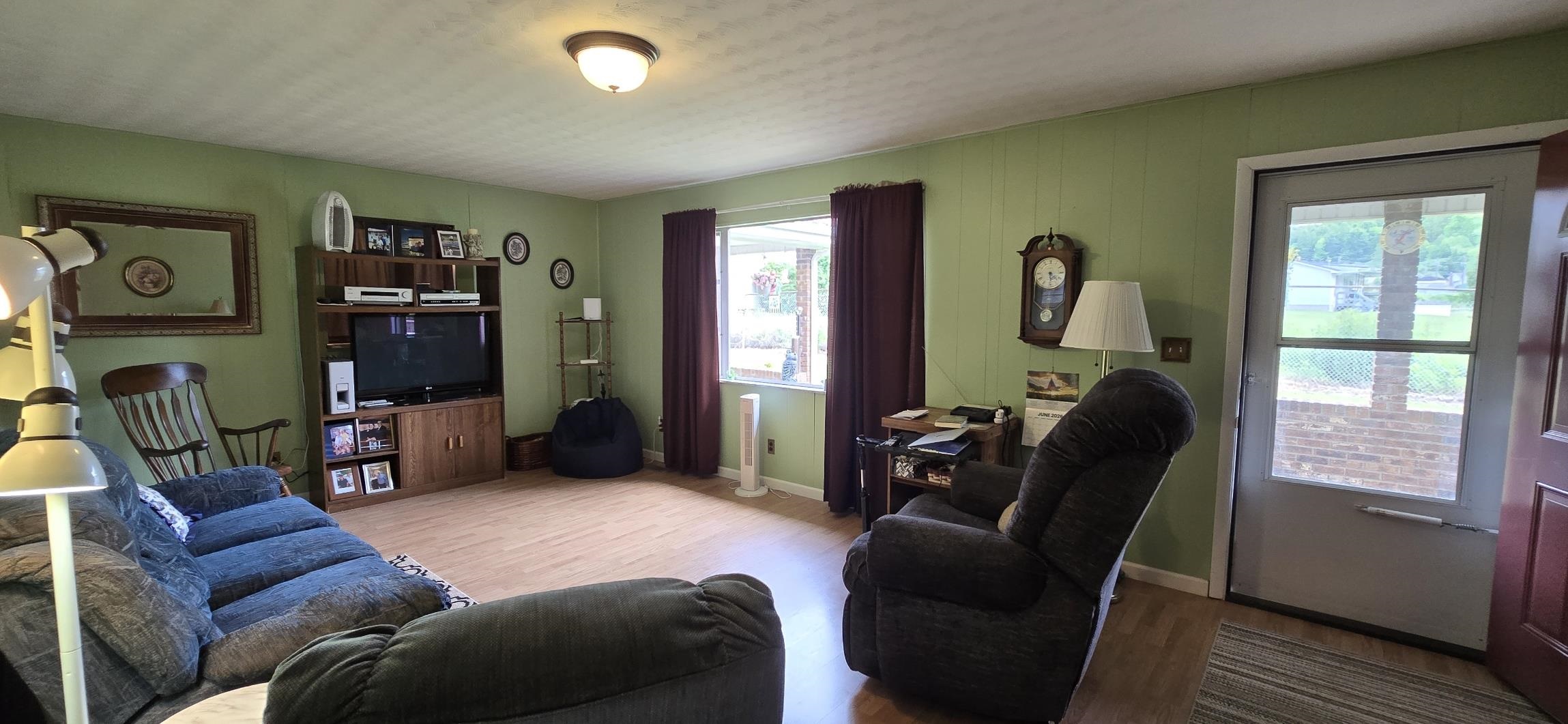 2805 Reed Street Flatwoods, KY 41139 - Photo 2 of 19