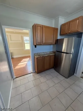 $2,700 | 9 Orange Avenue, Clifton, NJ 07013