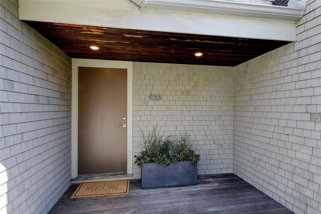 933 Gilbert Stuart Road North Kingstown, RI 02874 - Photo 4 of 50