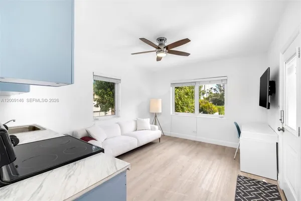 $15,000 | 4340 Pine Tree Drive, Miami Beach, FL 33140