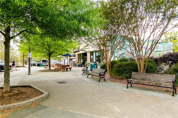 $3,350 | 936 East Lake Drive, Decatur, GA 30030