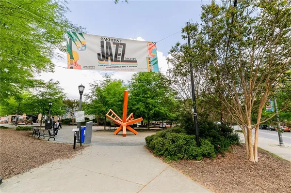 $3,350 | 936 East Lake Drive, Decatur, GA 30030