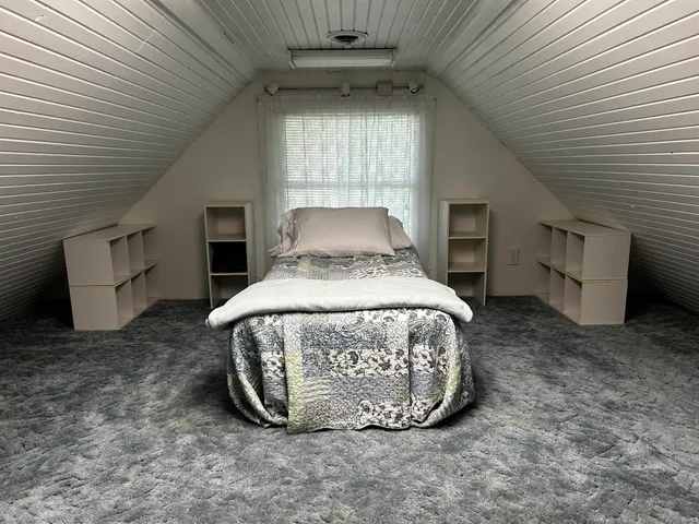 $679,900 | 299 Spring Haven Road, Mitchell, IN 47446