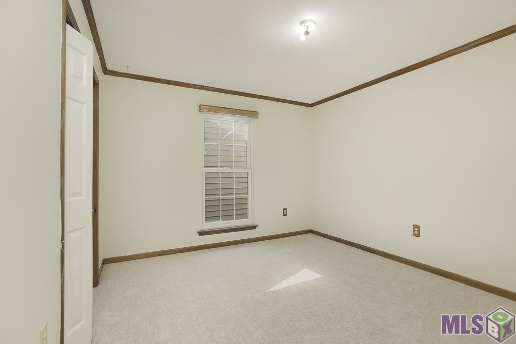 5942 Fort Clarke Drive North Baton Rouge, LA 70817 - Photo 11 of 18