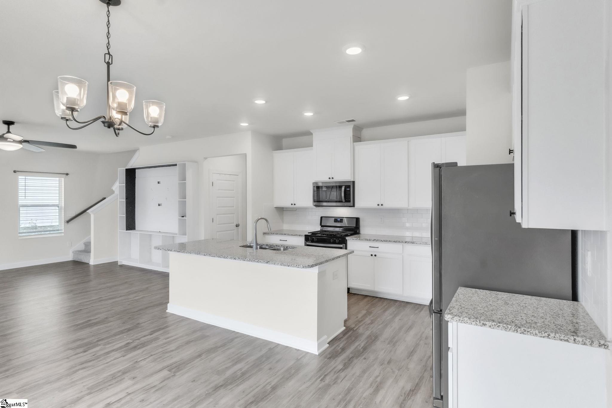 810 Winding Springs Road Spartanburg, SC 29303 - Photo 10 of 36