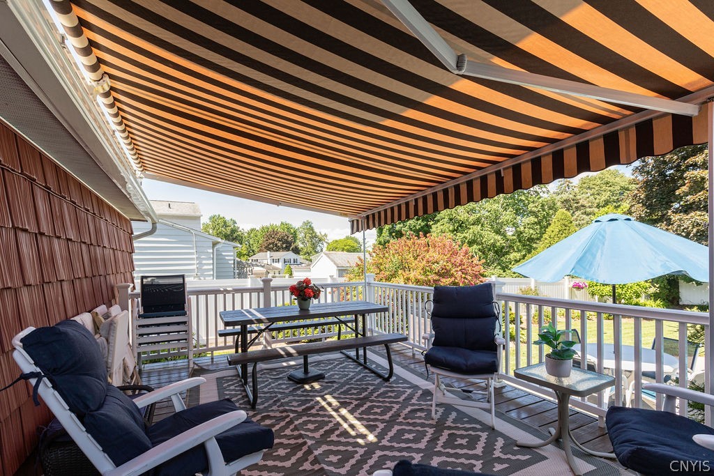 7454 Thunderbird Road Clay, NY 13088 - Photo 40 of 48