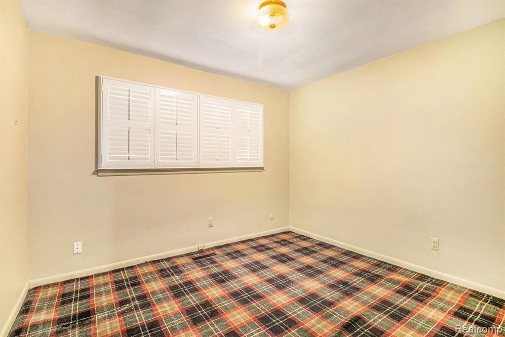 5730 Burnham Road Bloomfield Hills, MI 48301 - Photo 18 of 22