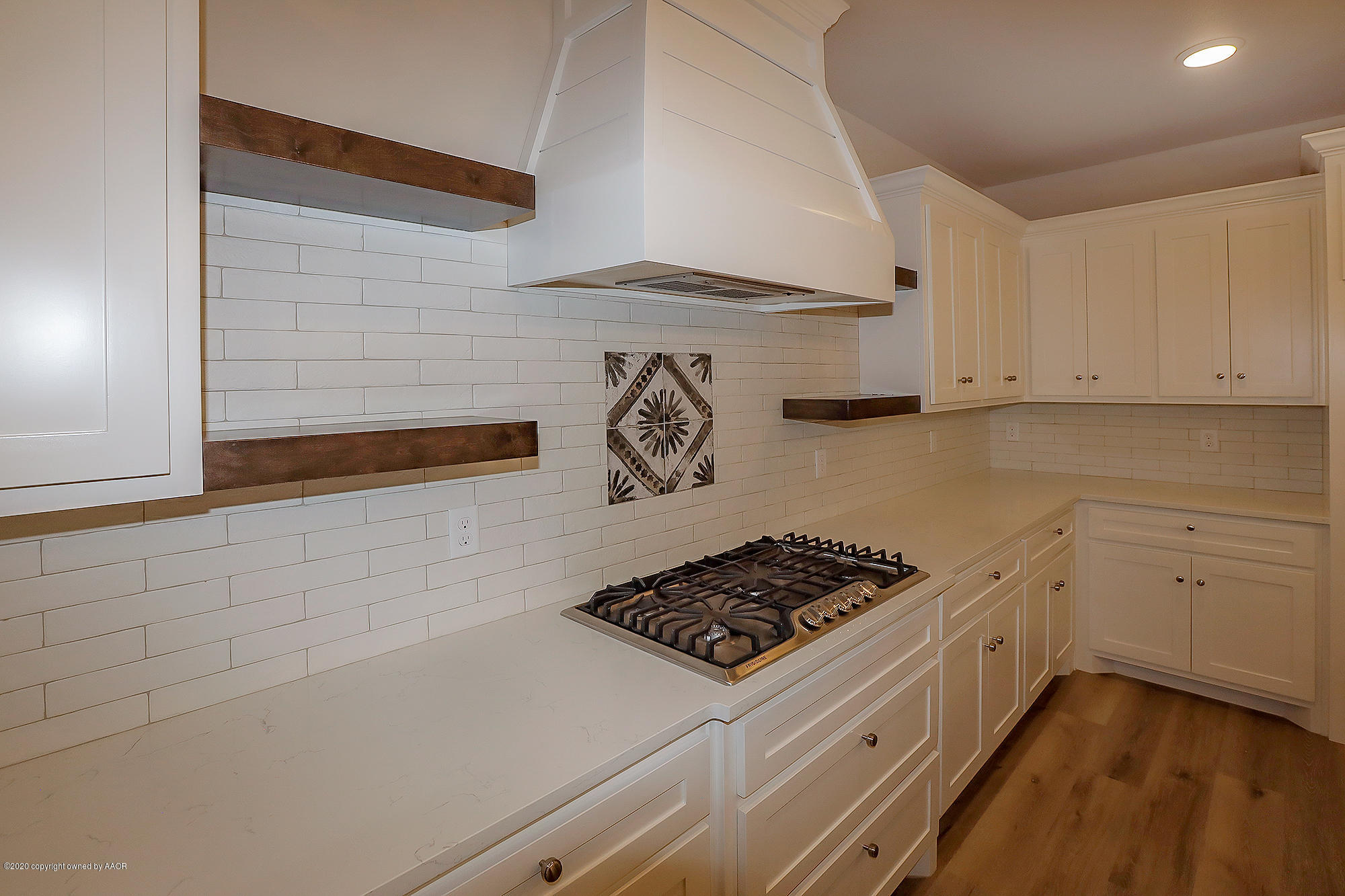 13437 Silverpointe Road Amarillo, TX 79124 - Photo 14 of 42 Kitchen Stove