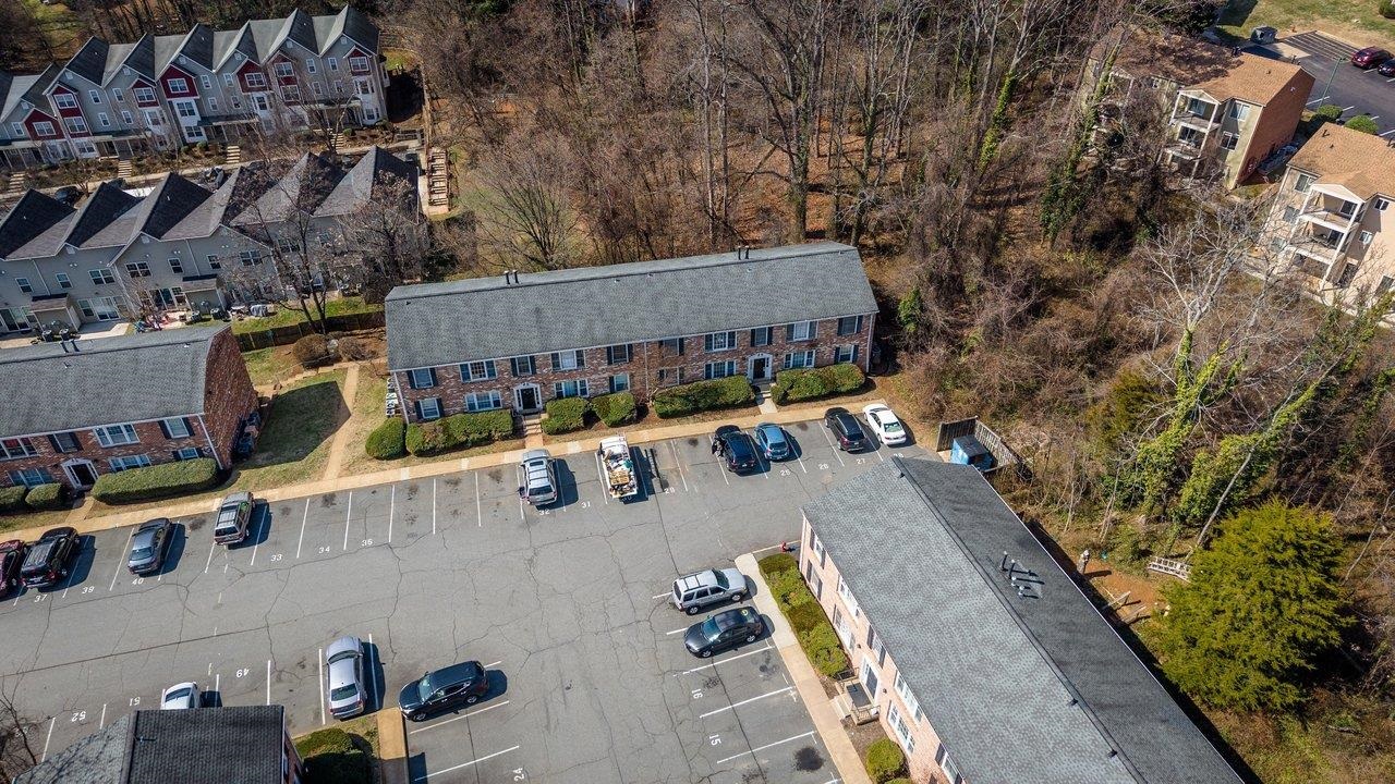 2527 Hydraulic Road, Unit 26 Charlottesville, VA 22901 - Photo 34 of 56