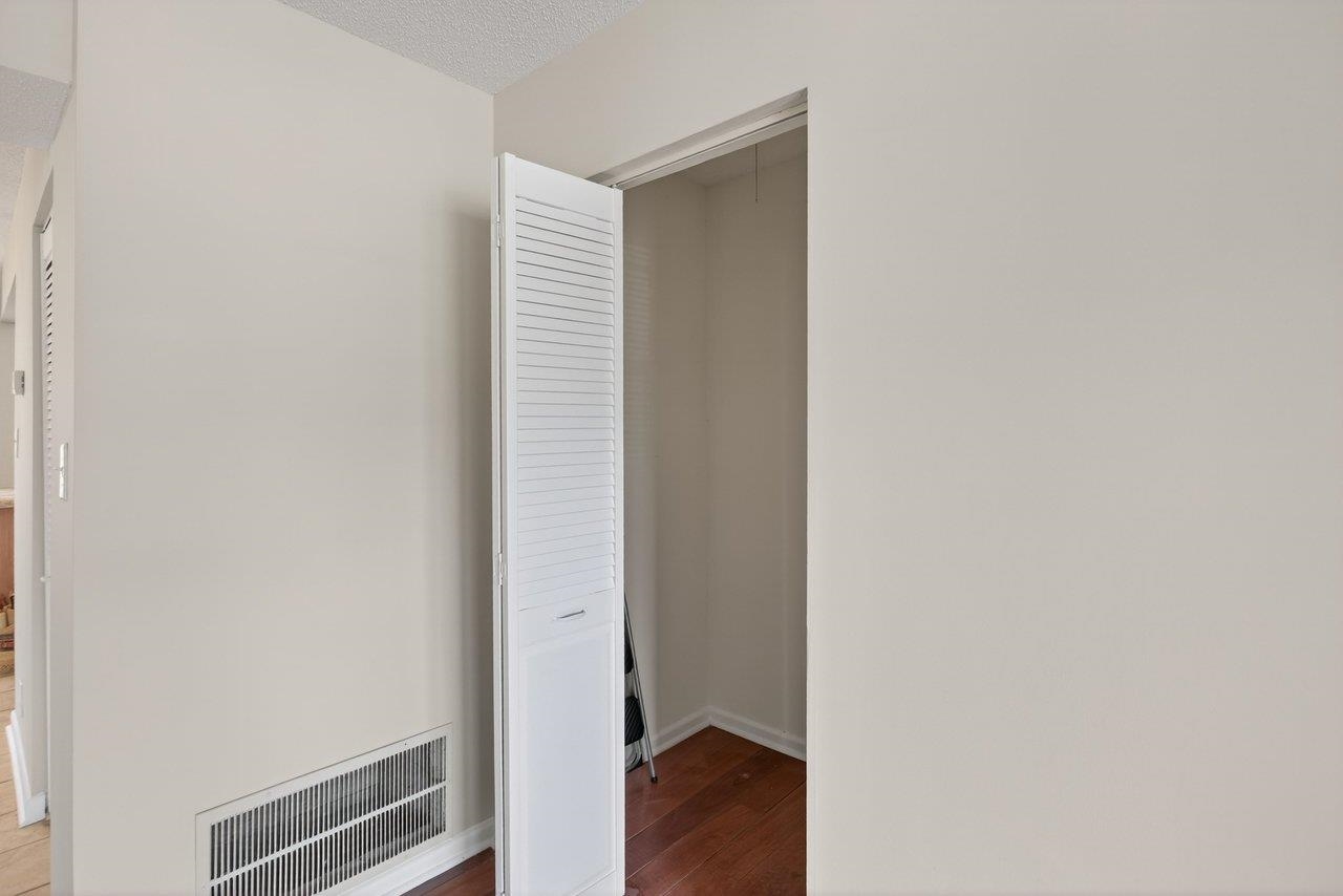 2527 Hydraulic Road, Unit 26 Charlottesville, VA 22901 - Photo 9 of 56 a view of closet