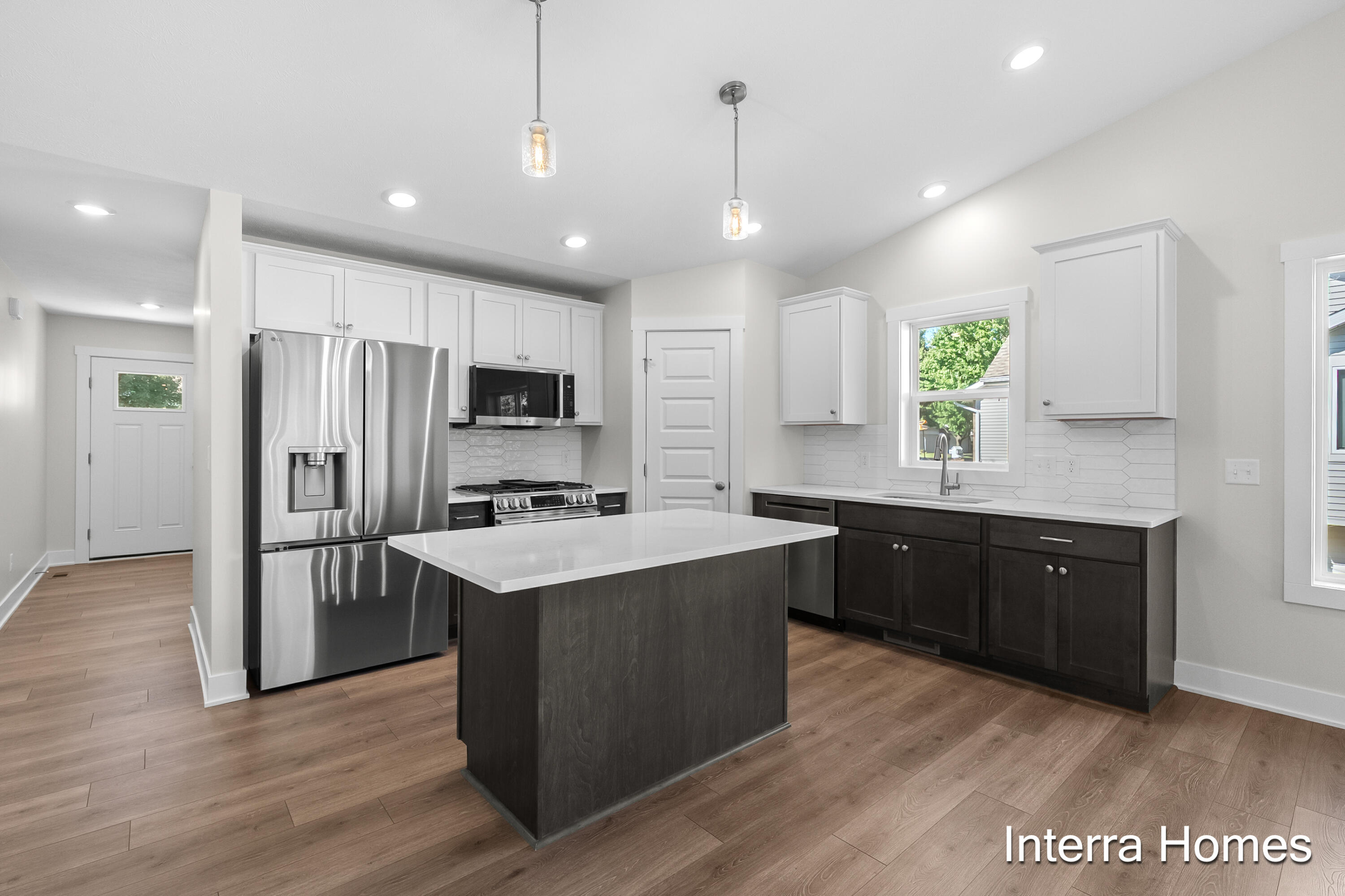 325 Round Hill Road Kalamazoo, MI 49009 - Photo 7 of 35 Round Hill Rd 325 Kalamazoo 49009-7