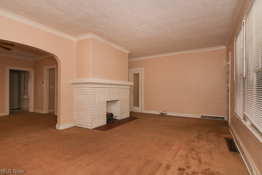 2177 Rexwood Road Cleveland, OH 44118 - Photo 3 of 16