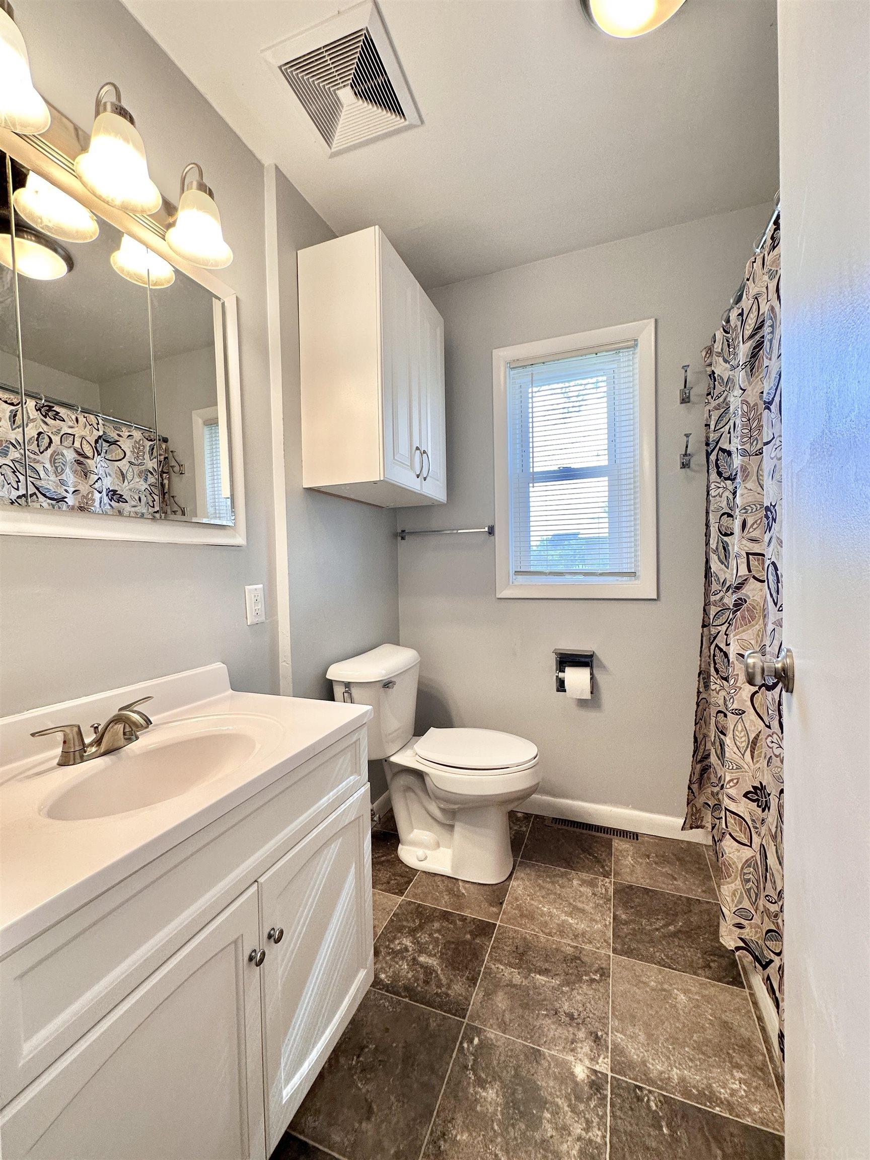 1063 Parkview Drive Decatur, IN 46733 - Photo 7 of 10