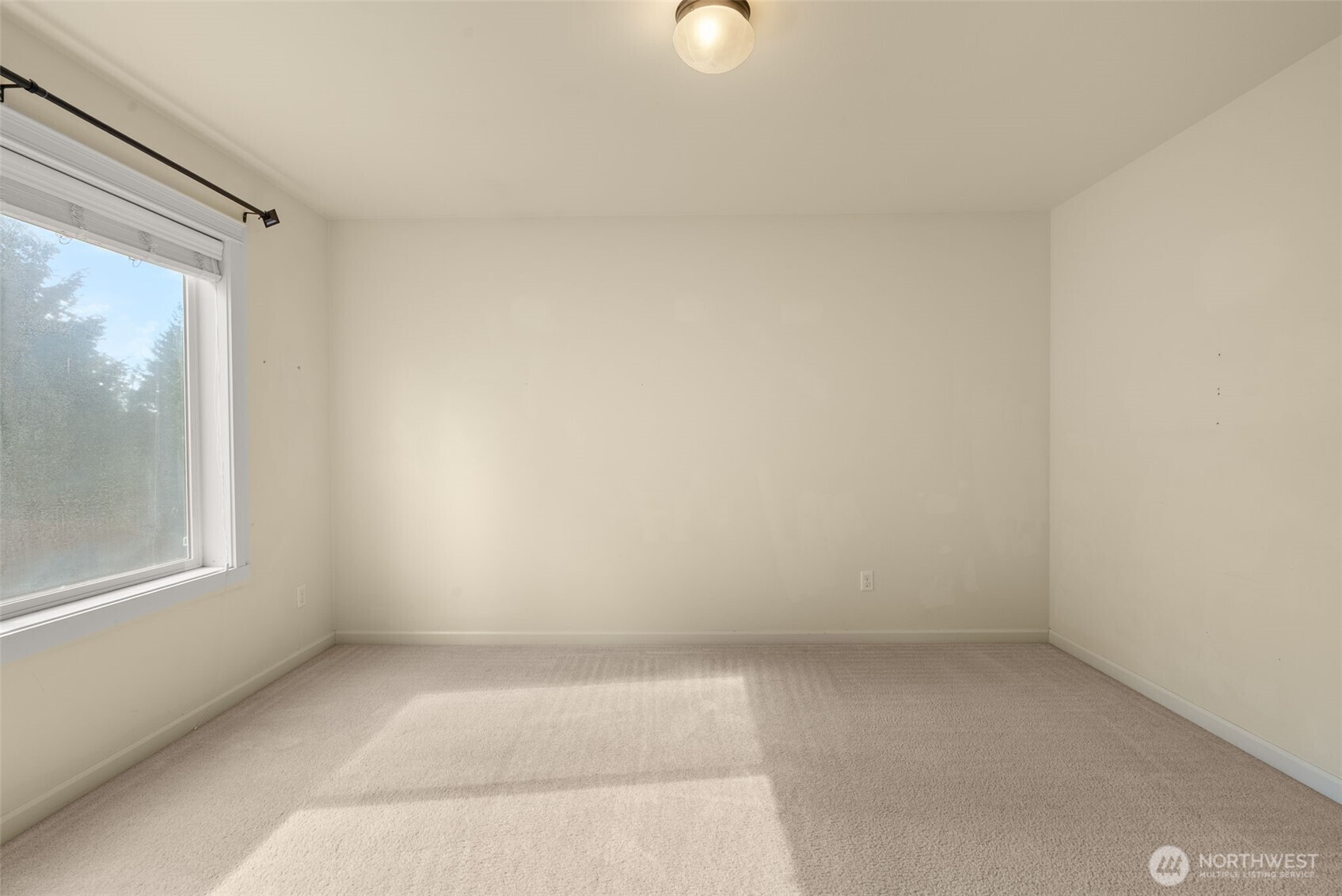 1305 Foreman Road DuPont, WA 98327 - Photo 24 of 36