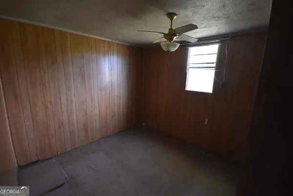 $70,000 | 690 Ledford Avenue Southeast, Dalton, GA 30721