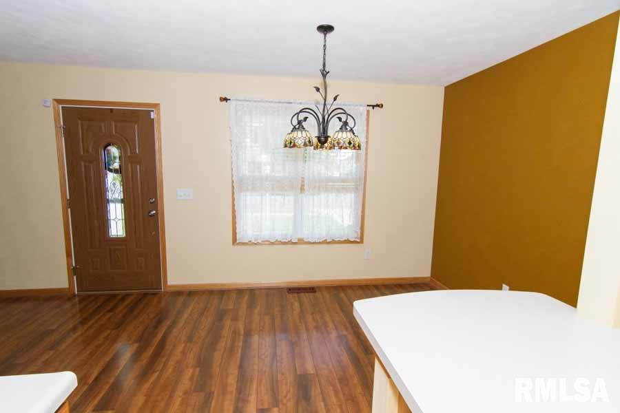 127 Easy Street Washington, IL 61571 - Photo 19 of 36 Gallery Image 19